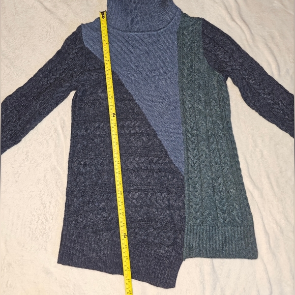 L.L. Bean Wool Turtleneck Sweater Asymmetrical Blue Teal - Picture 9 of 10